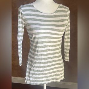 Arizona Jeans Stripped Grey and White top size XS